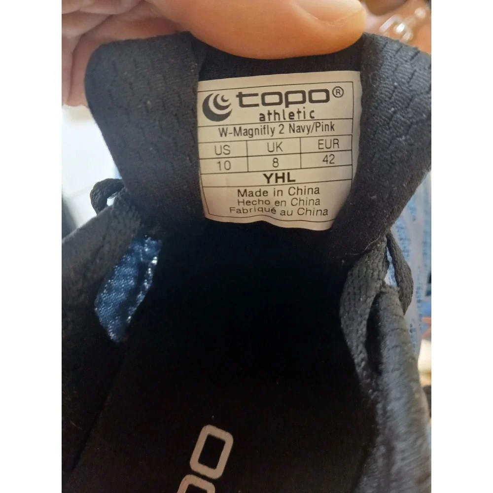 Topo athletic womens magnifly 2 size 10 0 drop minimal barefoot